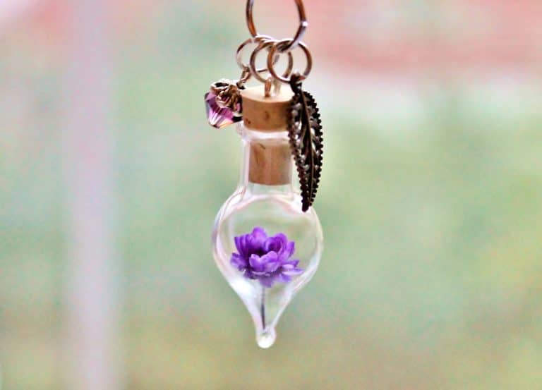 Teeny Tiny Planet, le shop pour acheter des pendentifs avec des ornements naturels