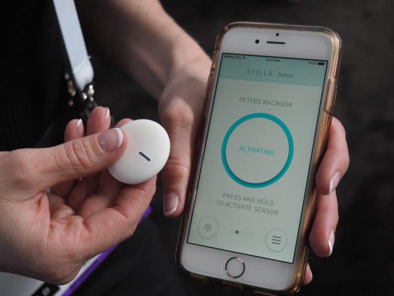 Stilla Motion : la petite balise de sécurité qui garde un œil sur tous vos objets