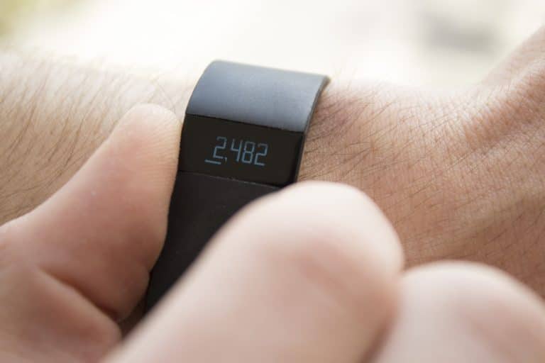 Un bracelet connecté, mais pour quel usage ?