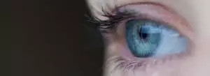 Restaurer la vue grâce à un implant rétinien artificiel