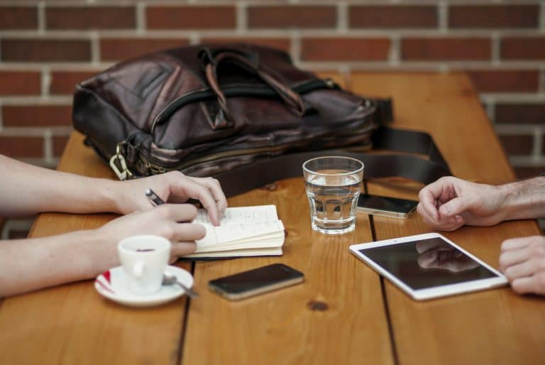 Le Sac à main FYB, un outil connecté