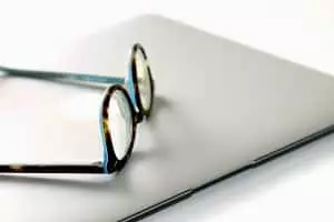 Des lunettes sur mesure grâce à l’informatique 3D