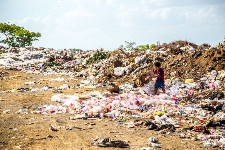 UBQ : un système transforme les déchets ménagers en plastiques biosourcés