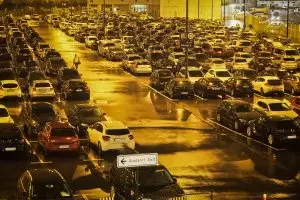 Pas de souci, prenez votre vol, un robot gare votre voiture