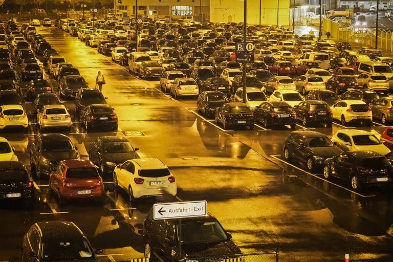 Pas de souci, prenez votre vol, un robot gare votre voiture