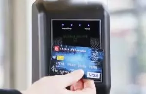 Et si la carte bancaire remplaçait le ticket de bus ?