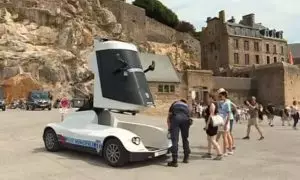 Des voitures Transformers pour la police française !