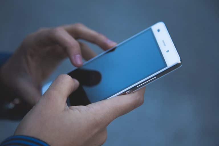 La 5G serait la raison du retard de la sortie du Razer Phone 3
