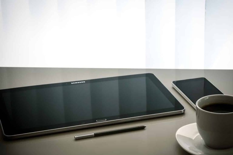 Zoom sur le Galaxy Fold : le téléphone pliable de Samsung valant 2 000 dollars