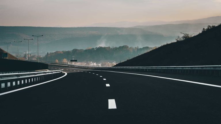 500 kilomètres de routes connectées installées en Bretagne