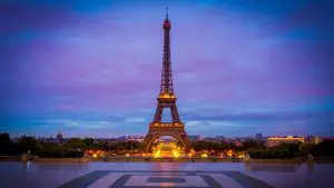 Plus besoin d’aller à Paris pour visiter la Tour Eiffel ! Plus besoin d'aller à Paris pour visiter la Tour Eiffel !
