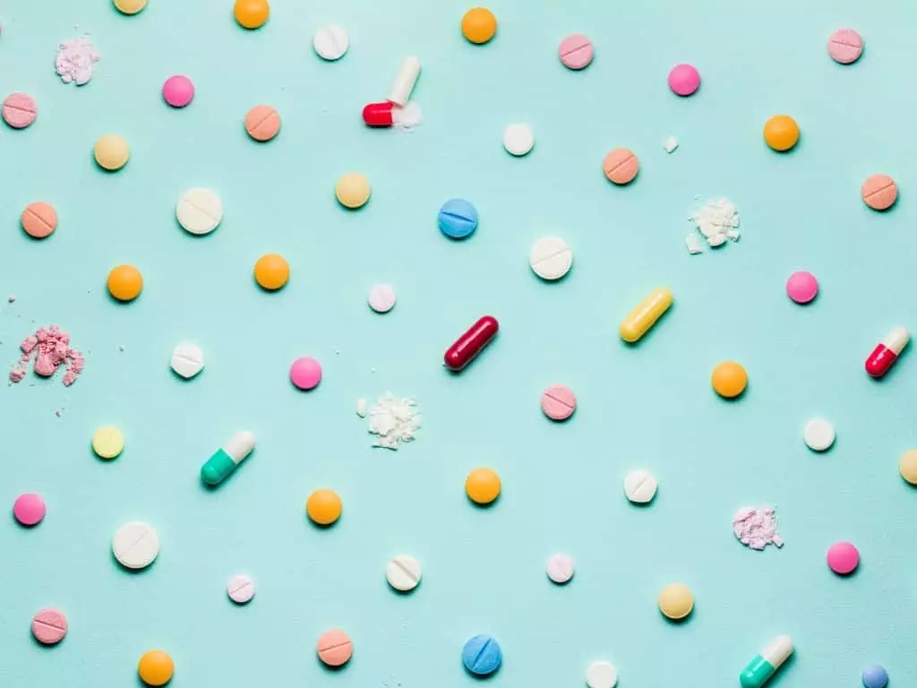 Des chercheurs américains ont inventé des antibiotiques hybrides Des chercheurs américains ont inventé des antibiotiques hybrides