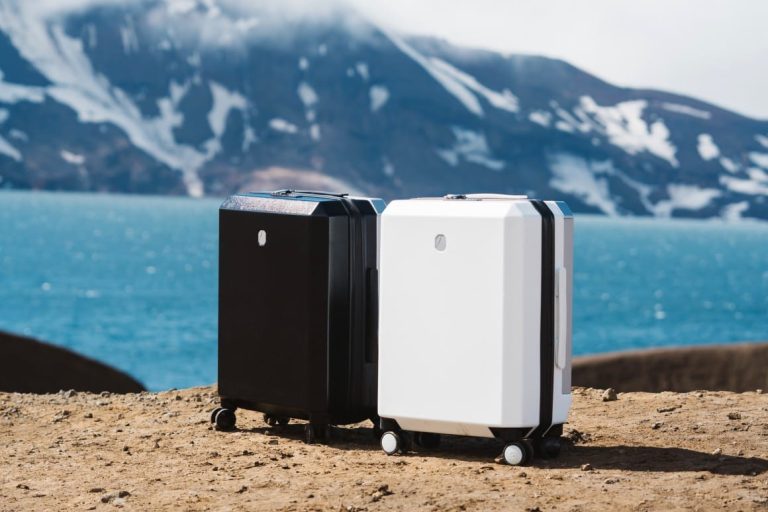 Ces valises sont créées avec des déchets plastiques !