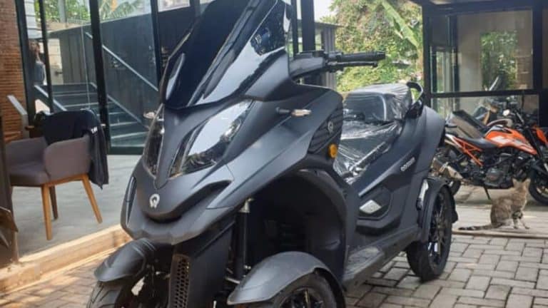Un scooter innovant 100 % électrique