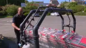 La désinfection des caddies devient optimale avec cette innovation ! La désinfection des caddies devient optimale avec cette innovation !
