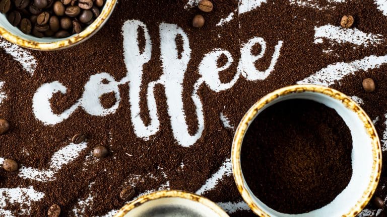 Cette application permet de lire le marc de café à partir d&rsquo;une simple photo