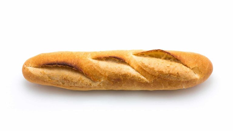 Moschino sort un sac à main en forme de baguette de pain…