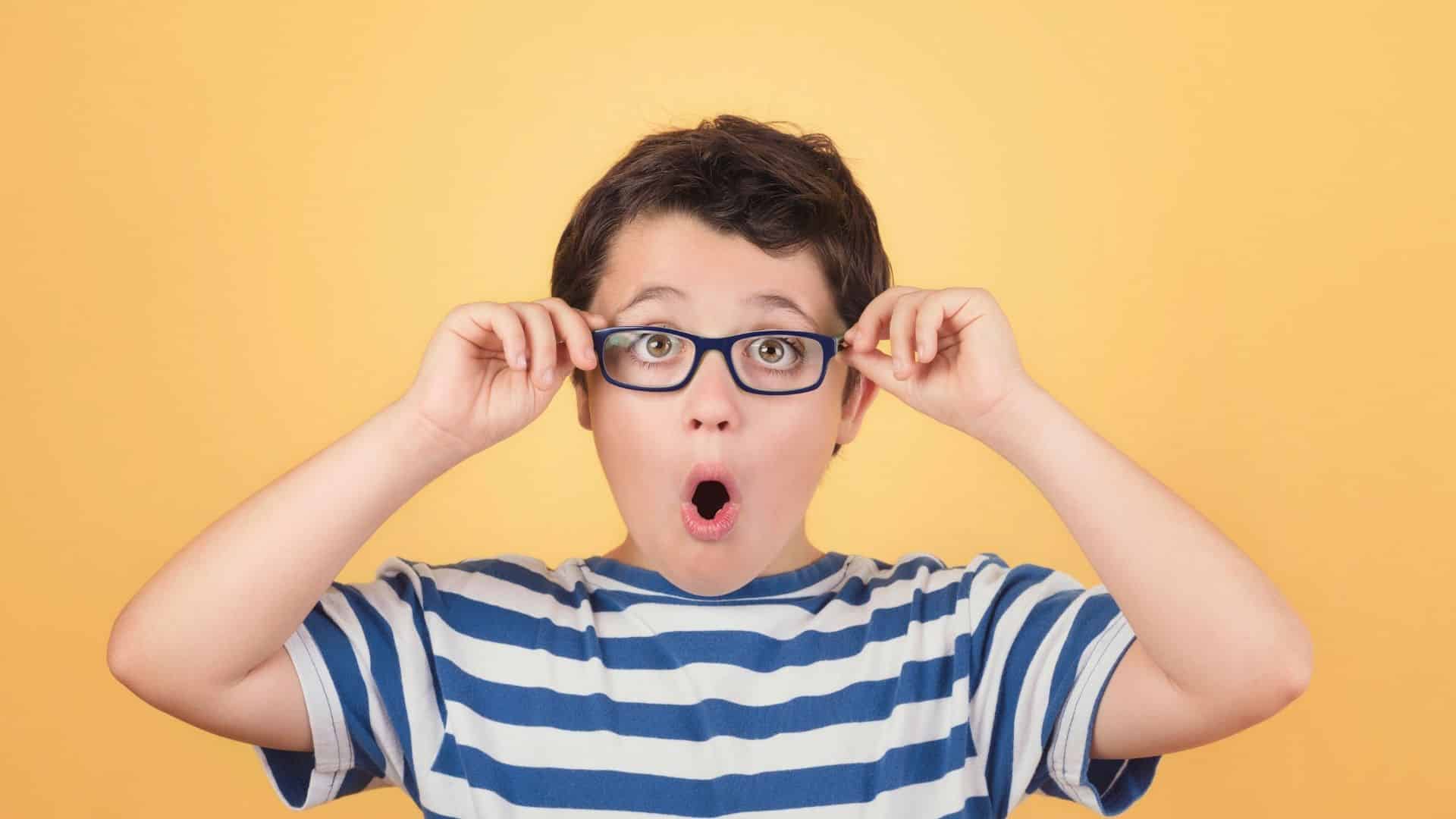 Des lunettes intelligentes capables de prévenir la myopie