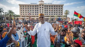 Mali : une vingtaine de partis se rangent derrière Aliou Diallo pour la présidentielle de 2022 Mali : une vingtaine de partis se rangent derrière Aliou Diallo pour la présidentielle de 2022