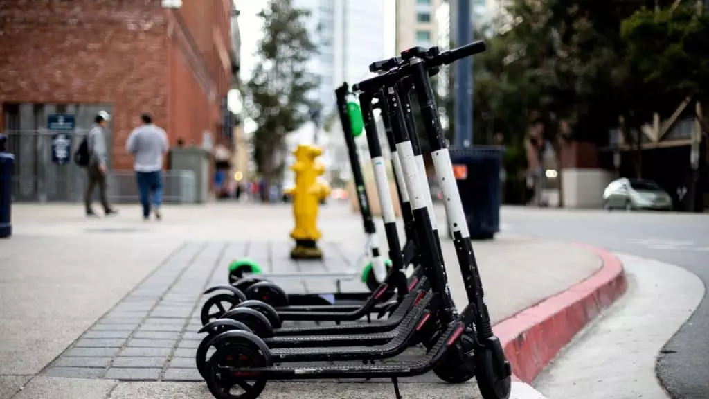 Une trottinette intelligente pour éviter les accidents