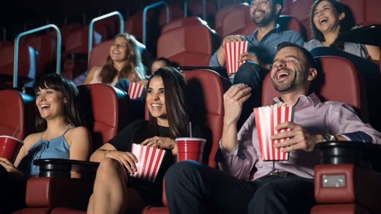 Les utilisateurs du pass Navigo peuvent aller au cinéma gratuitement !