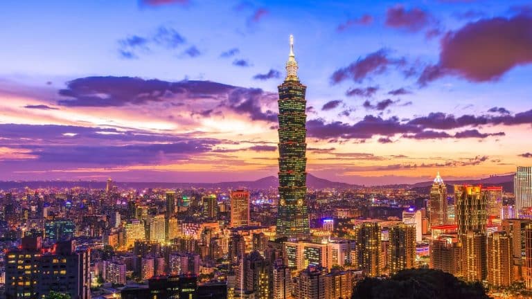 Un incroyable bâtiment autonome à Taiwan