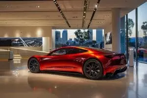 Découvrez ce prototype unique de Tesla Roadster à vendre : une opportunité surprenante à ne pas manquer