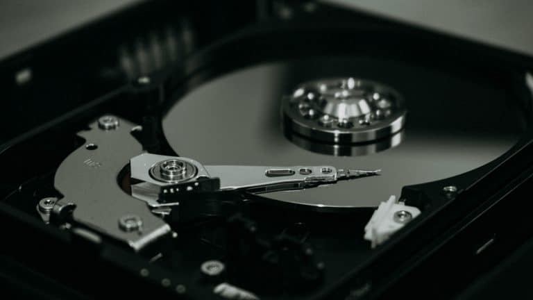 Quelles sont les différences entre un disque dur classique et un disque dur SSD ?