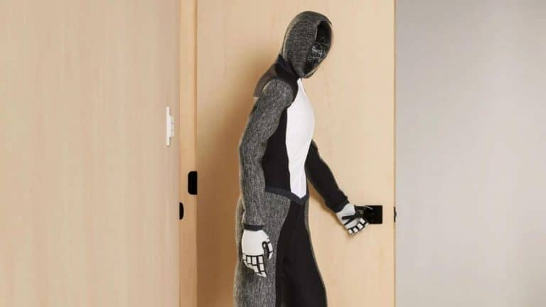 Ce robot domestique est si réaliste que vous oublierez qu&rsquo;il n&rsquo;est pas humain : la révolution qui va bouleverser votre quotidien