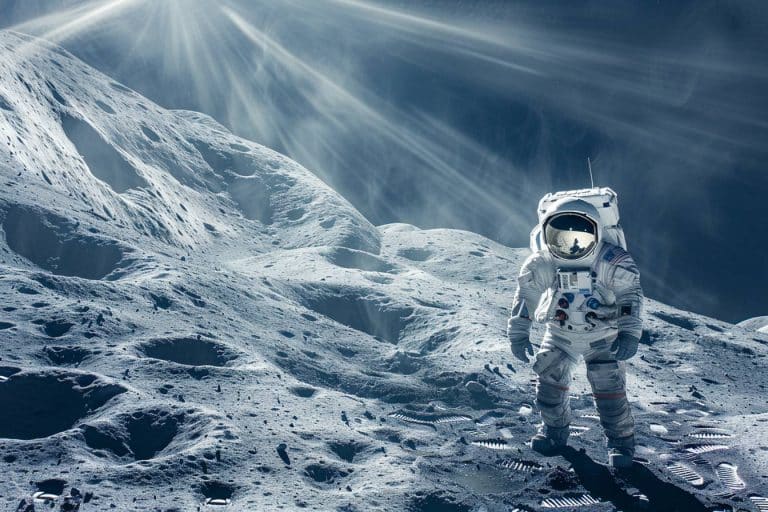 De l’eau partout sur la Lune : cette découverte massive des scientifiques change tout pour l&rsquo;exploration spatiale
