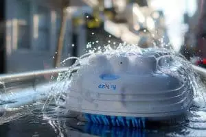 Un dispositif révolutionnaire pour nettoyer vos poubelles sans effort : découvrez l'Ezywasher et transformez votre quotidien