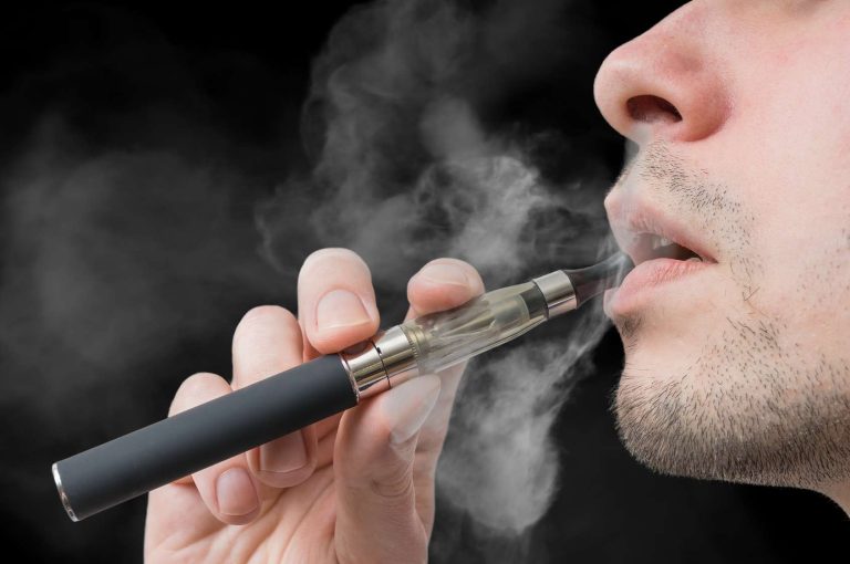 Le marché des cigarettes électroniques se modernise à toute vitesse : ces innovations high-tech vont complètement changer la façon de vapoter