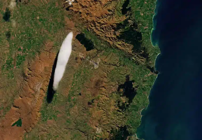 Ce mystérieux nuage qui réapparaît toujours au même endroit enfin capturé par la NASA : une énigme dévoilée