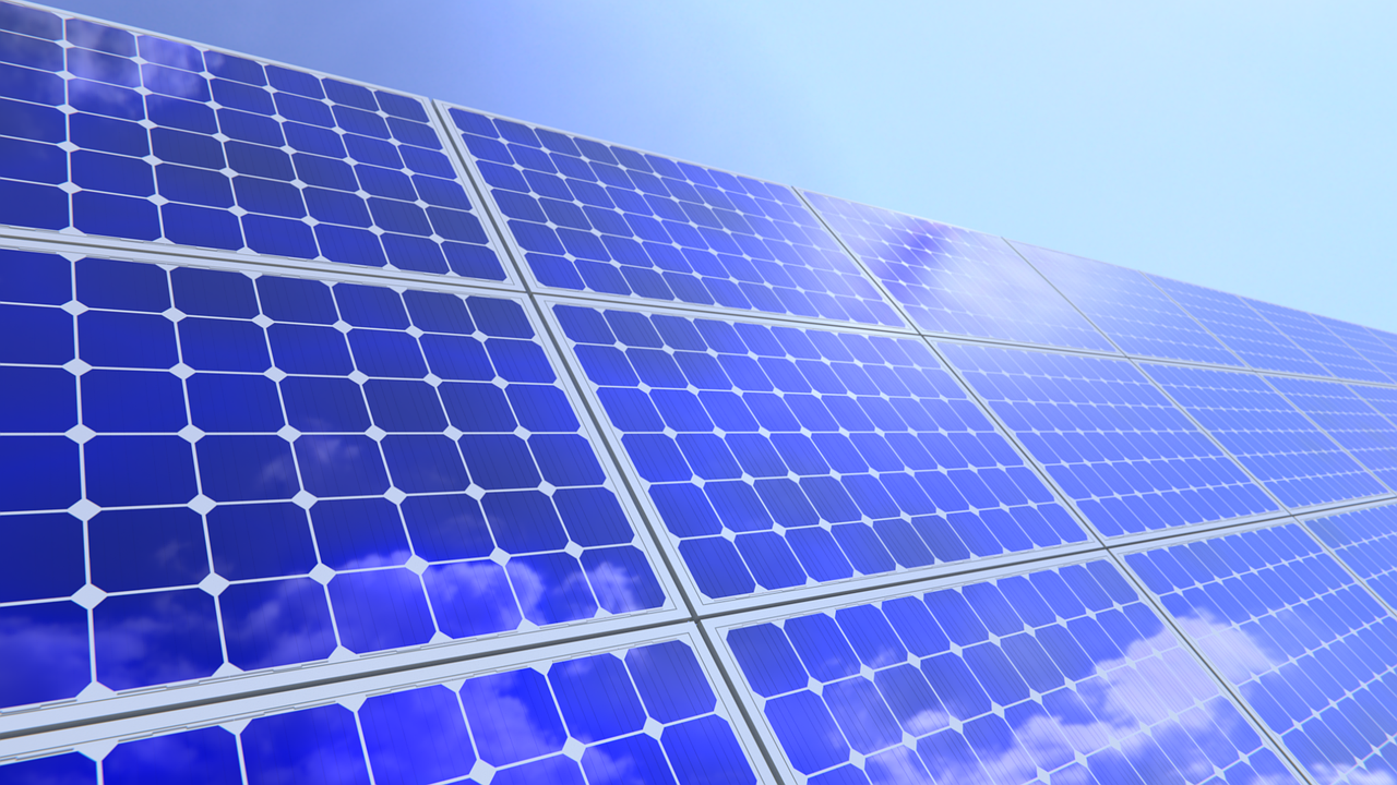 Un système révolutionnaire sans électricité : découvrez comment la gravité pourrait transformer l&rsquo;énergie solaire