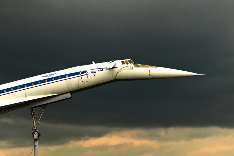 Ce supersonique russe prometteur défiant le Concorde : triomphe, tragédie et secrets dévoilés !