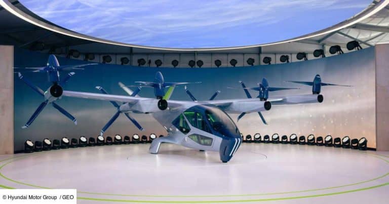 Cette voiture volante chinoise promet 200 km d&rsquo;autonomie en 30 minutes de charge : le futur débarque dès 2025