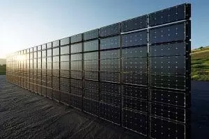 La Chine bâtit un mur solaire colossal : une révolution énergétique éblouissante pour l'avenir !