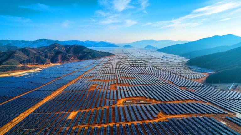 « Un champ solaire long de 400 km » : la Chine peut alimenter une partie de la France avec son installation capable d’alimenter des millions de foyers