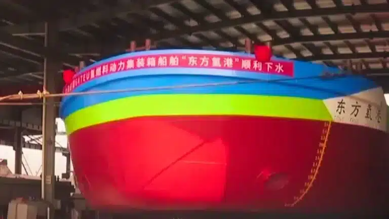 « La France encore dépassé » : la Chine révolutionne le transport maritime avec ce navire à hydrogène de 1450 tonnes conçu pour les conteneurs