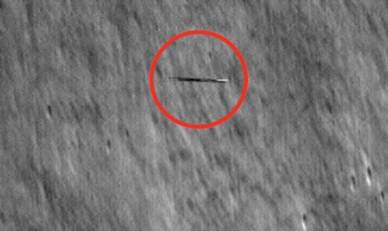 Ce satellite de la NASA repère un objet mystère filant à 5 000 km/h en orbite lunaire