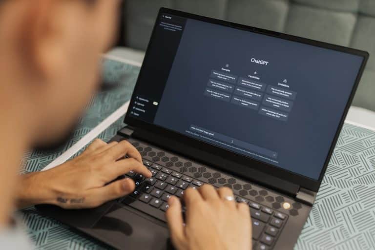 Yiaho bouscule la tech avec un accès gratuit à ChatGPT et 60 IA, une révolution pour l’intelligence artificielle