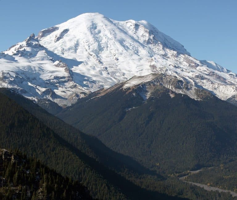 Ces volcans cachent 81 milliards de m³ d’eau : cette trouvaille fascinante qui pourrait réécrire l’histoire géologique