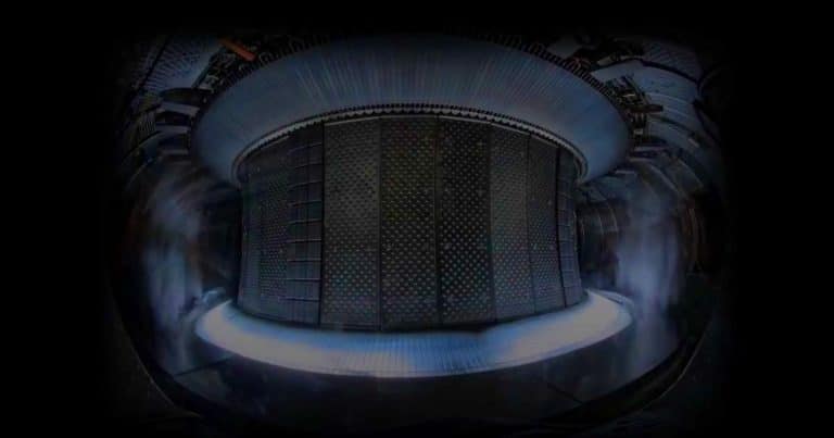 La France explose ce record mondial : 1 337 secondes de fusion nucléaire, un gramme libérant autant d’énergie que 11 tonnes de charbon