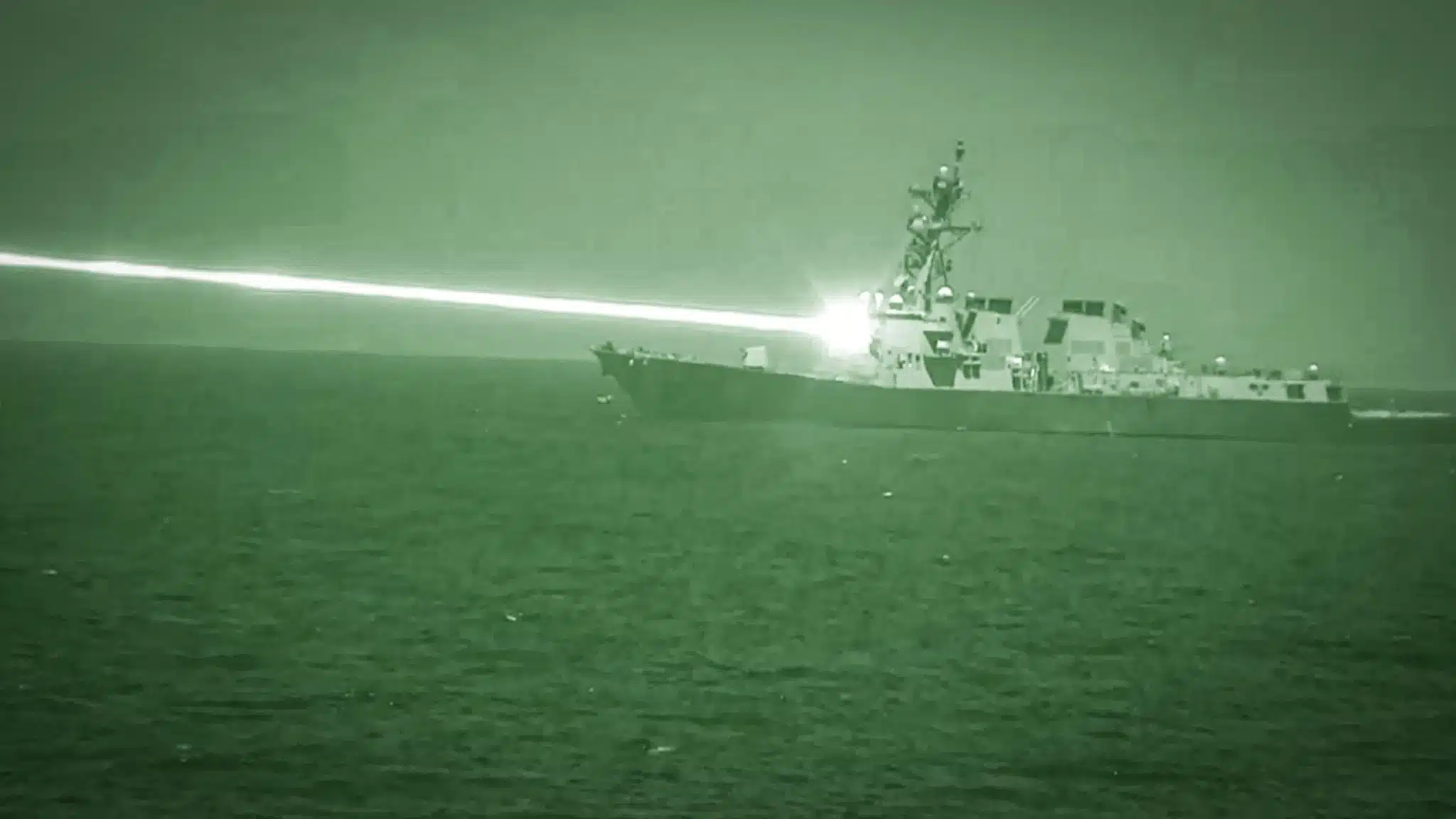 Une récente expérimentation d'un système laser par la marine des États-Unis