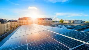 Cette pellicule solaire, un prodige technologique, promet de transformer chaque surface en source d'énergie révolutionnaire