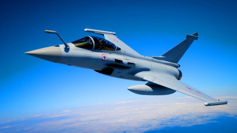 « La Russie en état d’alerte » : la France arme ses Rafale de missiles hypersoniques nucléaires, un tournant stratégique qui rebattait les cartes du pouvoir militaire