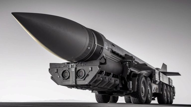 « La Russie en panique » : le Sentinel ICBM, ce missile nucléaire ultra-avancé des États-Unis, redéfinit la puissance mondiale