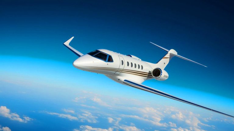Concorde surpassé : la France stupéfaite face au nouveau jet civil de Bombardier à Mach 0,94, le plus rapide depuis des décennies