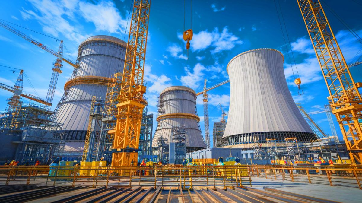 Illustration de l'expansion de la capacité nucléaire de la Chine avec dix nouveaux réacteurs approuvés pour 2025 (création par IA, illustration non réaliste). Crédit : Ideogram.