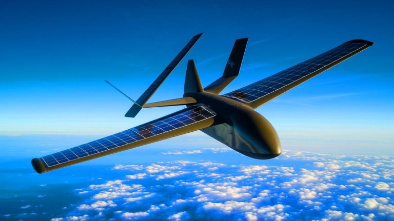 « La Russie déclenche l&rsquo;alerte » : l’armée américaine met en vol un drone espion à énergie solaire capable de parcourir 1 600 km sans ravitaillement